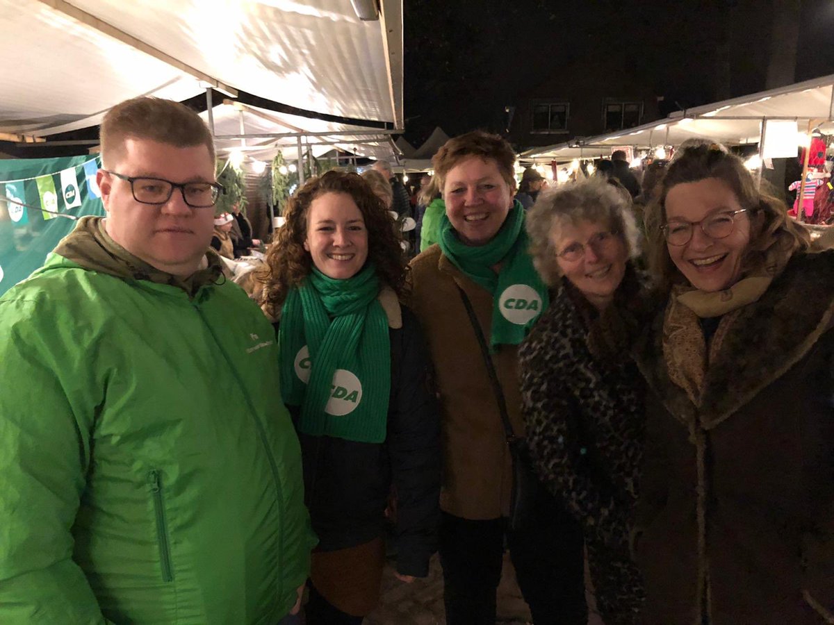 Even een kijkje nemen op de kerstmarkt in #Vreeland en op bezoek bij onze CDA-collega’s #StichtseVecht 👇