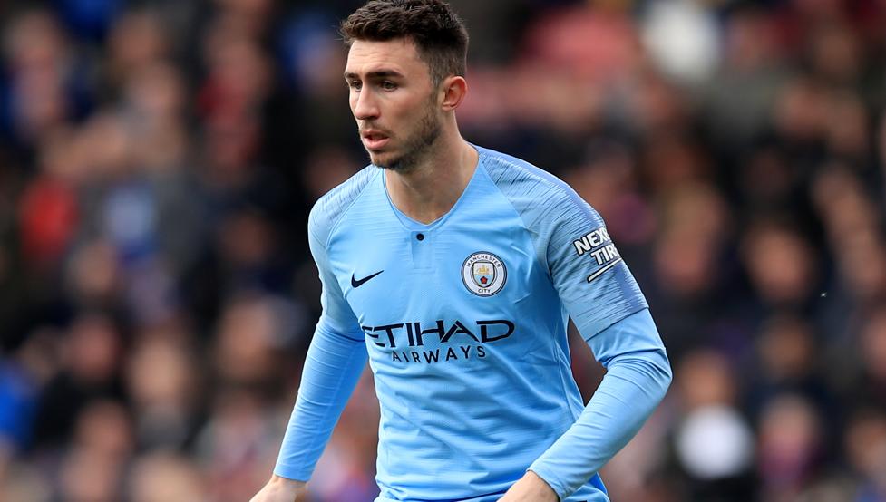 dos_barbados's tweet photo. Casi 200 millones de £ gastados en defensas en las últimas 3 temporadas y la baja de Laporte tiene al #ManchesterCity sin soluciones en defensa. En partidos de transiciones rápidas, no tiene respuestas, hasta el Norwich lo superó.
#PremierLeague #PREMIERxESPN #MCIMNU https://t.co/a6KEQLvqcr