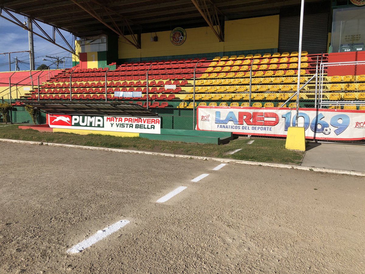 dixonvasquez_LR's tweet photo. #1aDivisionXLaRED
#GranFinaldeIDA
El #MarquesadelaEnsenada está listo para recibir a los miles de aficionados; nuestra estación de radio @Lared1061 ya presente para compartir con ustedes las emociones y la transmisión.
Que se venga la fiesta Deportiva
Wattsapp: 58581061 https://t.co/4WW8w1E3qJ
