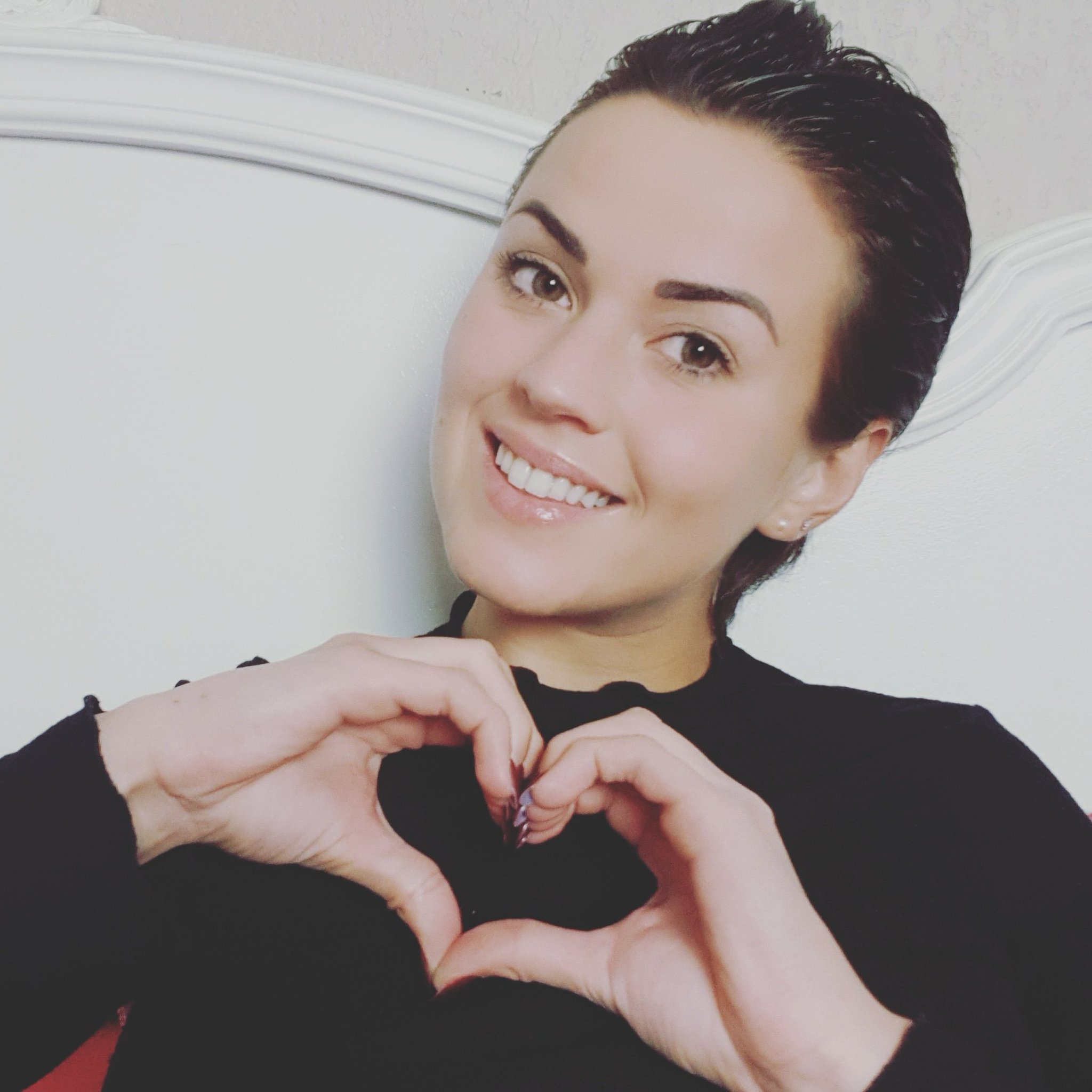 TW Pornstars - Vic Alouqua. Twitter. Merci à tous d'être aussi nombreux