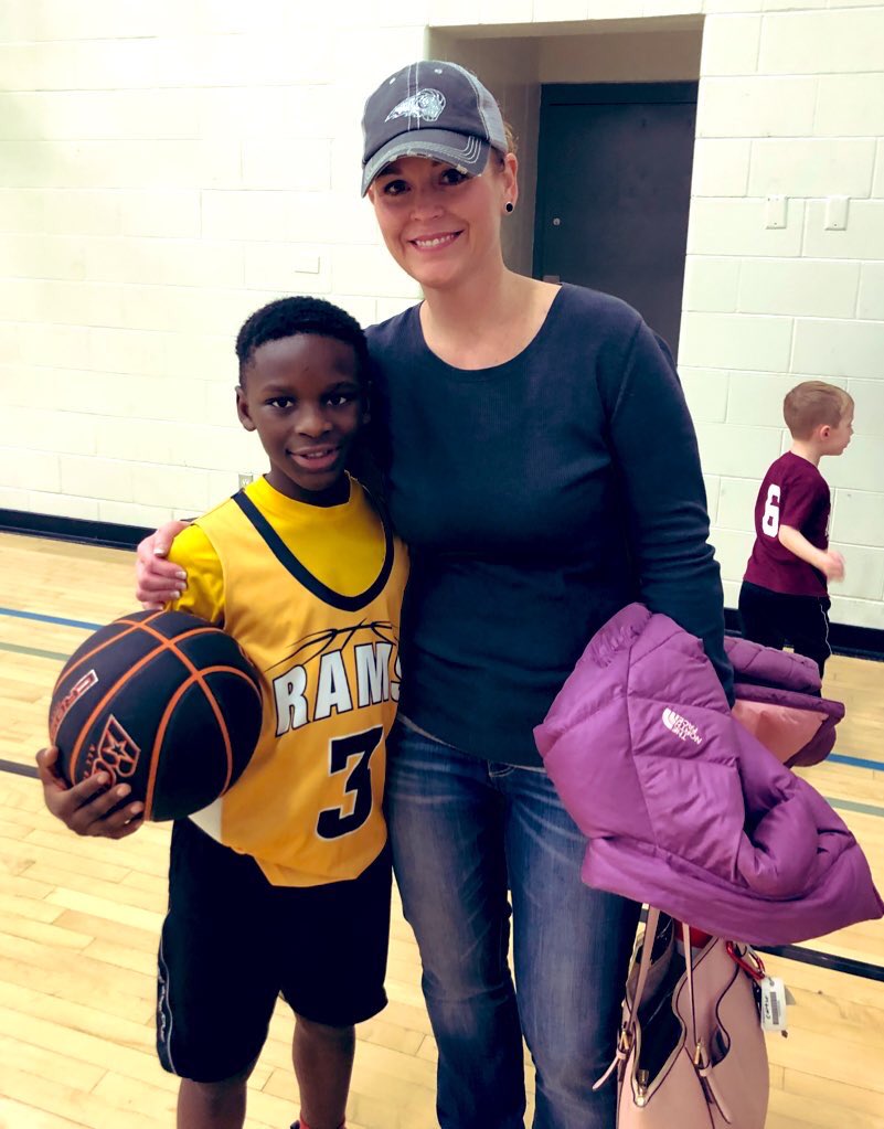 AmyOlesen_ELL's tweet photo. Loved watching Martin and his team win a close one today. So many life lessons being learned outside the classroom. Way to go, Martin! 🏀 🇱🇷 ❤️ 🇺🇸 #sepESOL #sepWB Thanks, Mr. Ballagh, for helping make this possible. 🐑 🖤💛 https://t.co/MAa7MQuQ0M