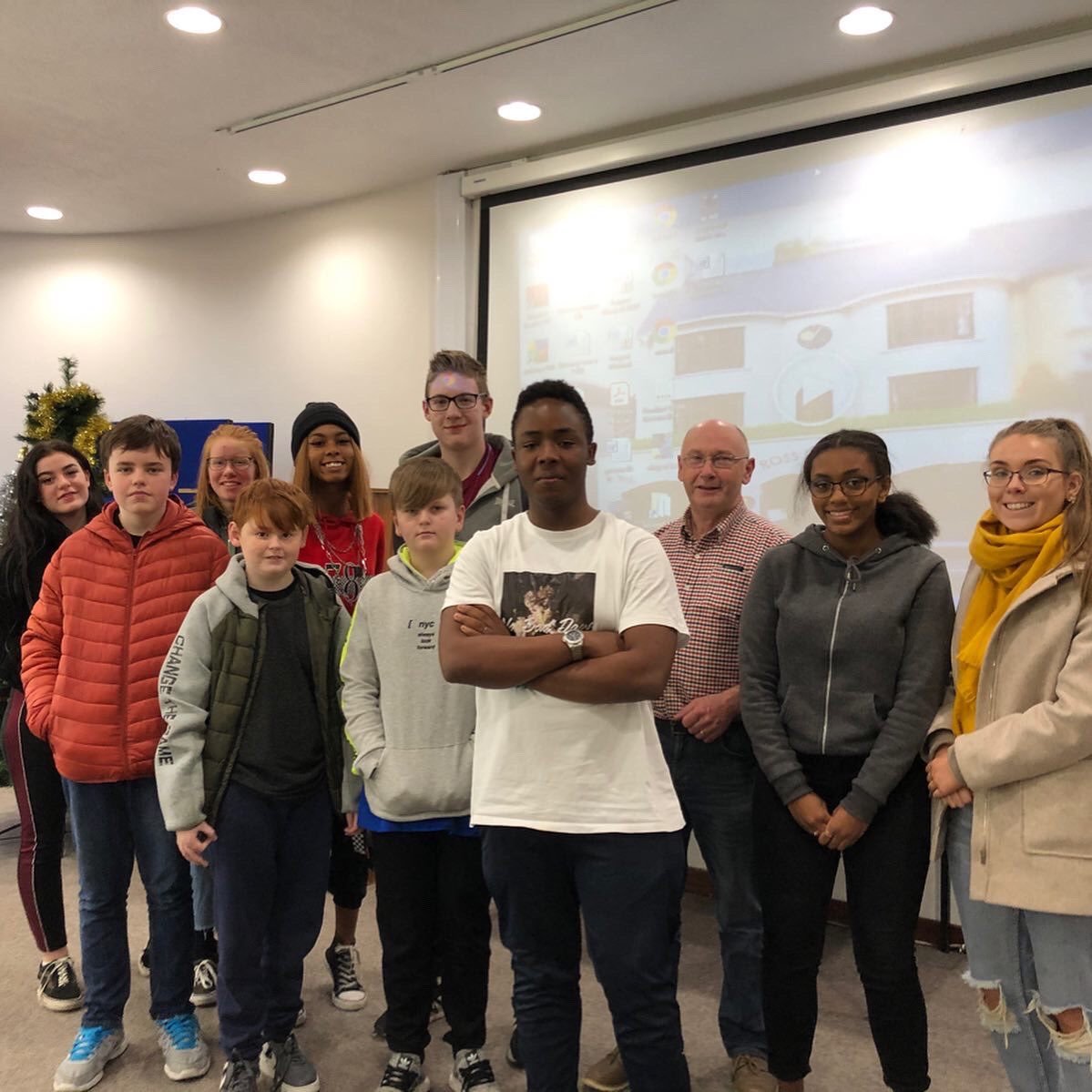 Thanks to Chris Fitzgerald and his young Filmmakers from FisnahOige Youth Production 
Delighted to Screening your movies 🎥 together and great to see you all 
Very Interesting and funny 😁 Short Film 🎞 
<a href="/KYoungFilmmaker/">Killarney Young Filmmakers</a> <a href="/fisnahoige/">Fís na hÓige</a> <a href="/yifm/">Young Irish Film Makers</a> <a href="/KerryCoArts/">Kerry County Arts</a> <a href="/countykerry/">Kerry County Council - Comhairle Contae Chiarraí</a> <a href="/yifm_network/">YIFM National Network</a>
