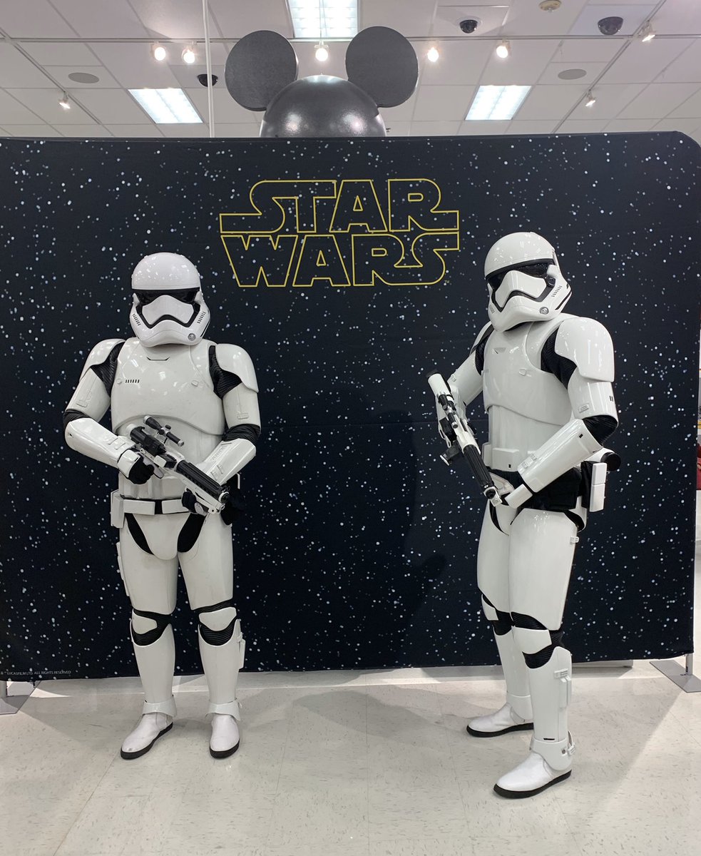 VML_Katharine's tweet photo. Having so much fun in Target Disney! Stop by and meet some Storm Troppers! Jedi Mission until 1! #sharetheforce #target #StarWars #disney #2110 https://t.co/SQJckFLTtn
