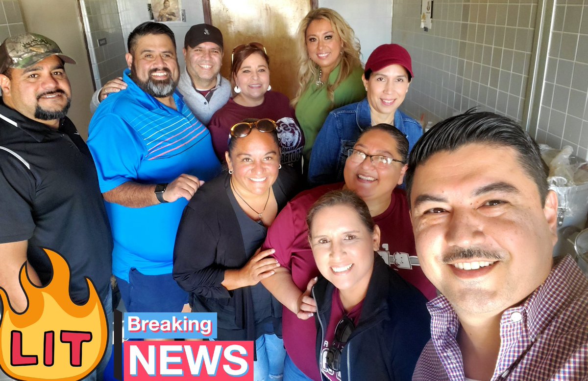 Drjlarredondo's tweet photo. @PsjaBaseball Thank you parents for your support of our student-athletes 👍🏽😎😎⚾️⚾️⚾️ https://t.co/tv9dor4V3J
