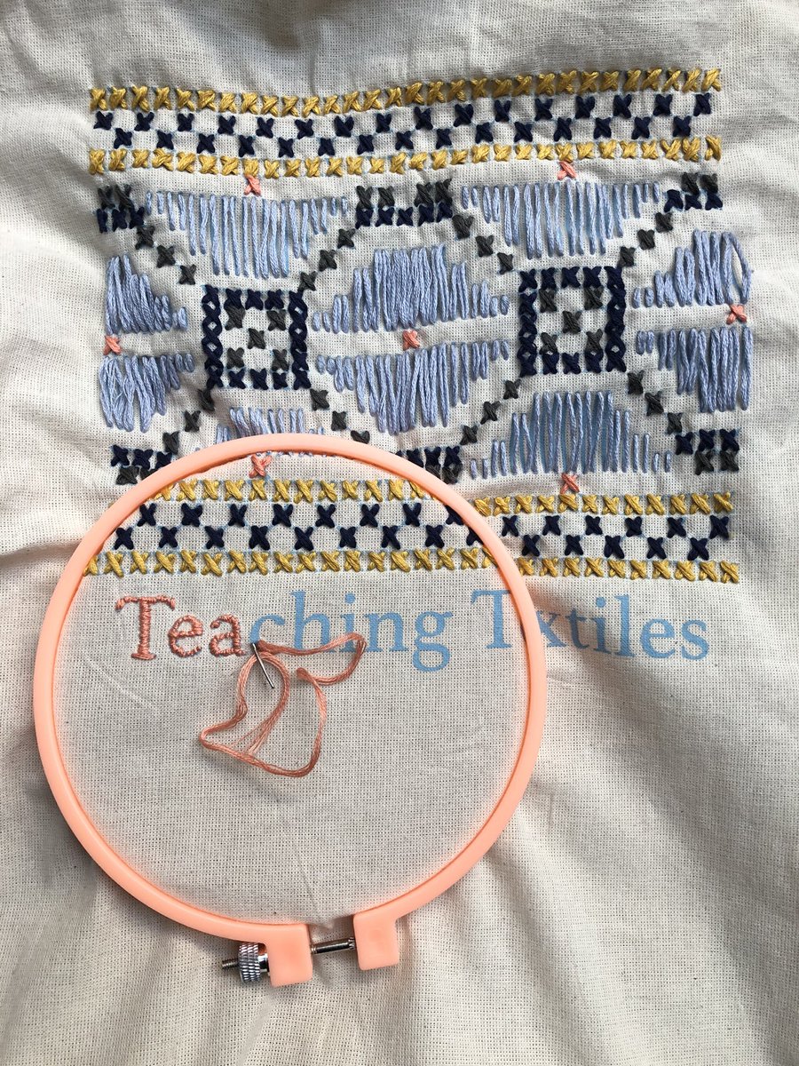 Brittish_Design's tweet photo. Progress on day 2 of #TeachingTextiles @UWSoHE - I need more sewing practice! https://t.co/VsxRyzuqFy