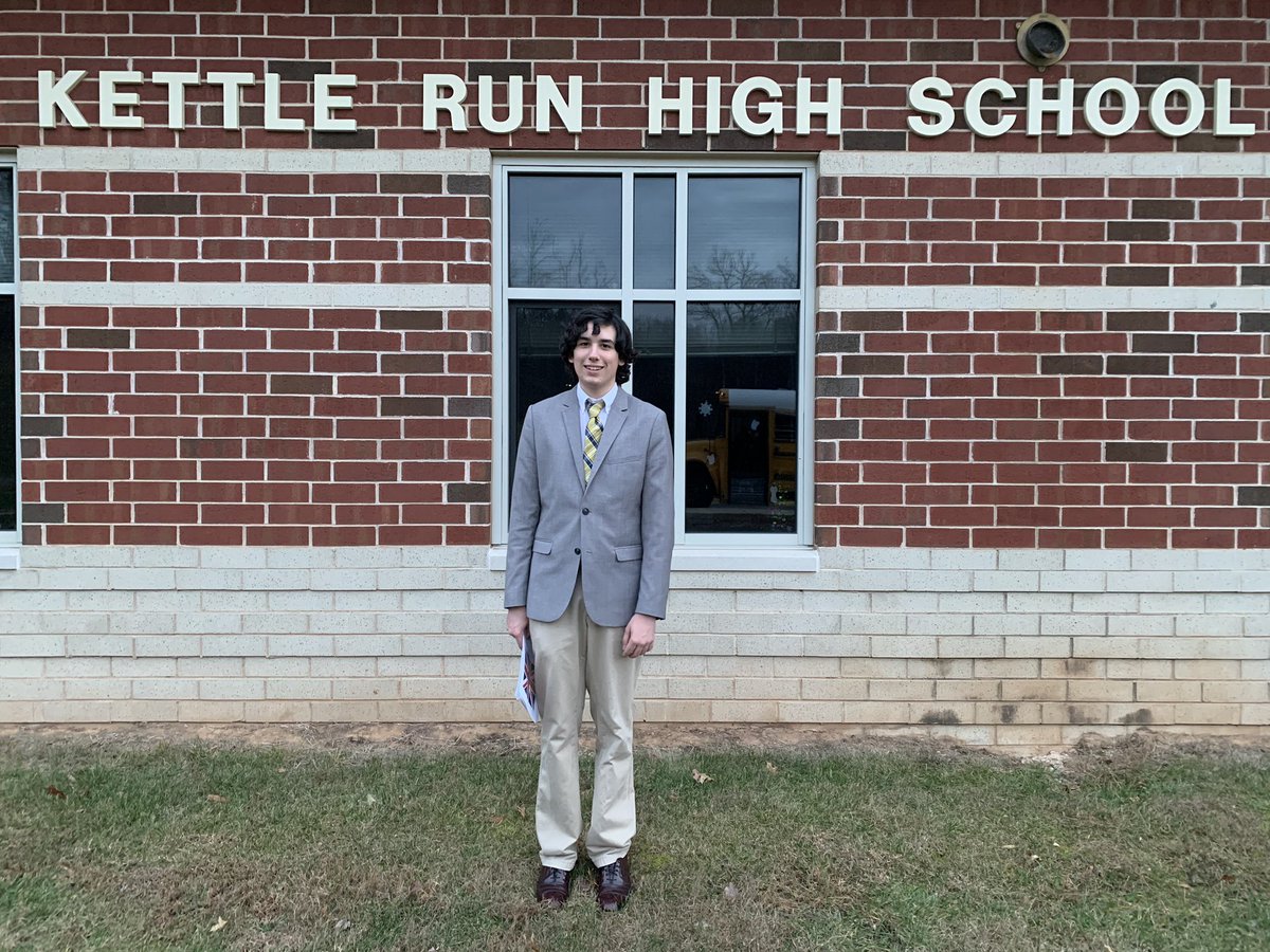 KettleRunMUN's tweet photo. Meet @KettleRunMUN Delegate Owen Barbeau as @RichardBurgon in @HouseofCommons @EdisonModelUN #TAEMUNVII debating #Brexit #MUNisLife #KettleMUNFUN @FCPS1News @KettleRunNews https://t.co/85PfUVCUB9 https://t.co/Dt8GcYXeQK