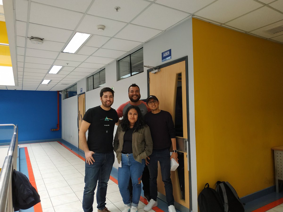 rubnvp's tweet photo. Ha sido genial hablar hoy en @VueLima y conocer a la gran comunidad y organización con @AKUmajinn y @Josh_Dev1205 💚
Nos vemos en otras! 🖖 #tourdevue https://t.co/8NTAYogDg2
