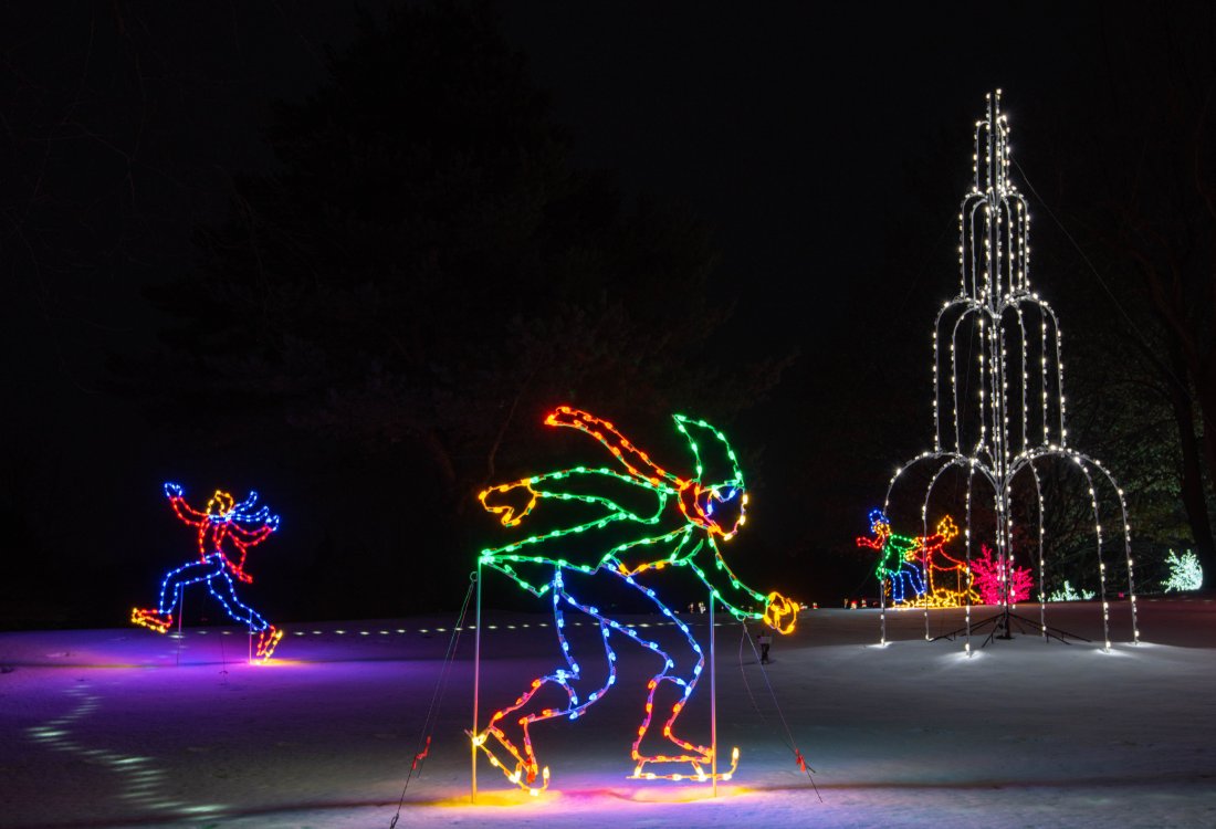 LightsRoc's tweet photo. The trails of ROC Lights at Victor Hills have been transformed by the magic of scenic lights and displays into a festival of lights designed for your family’s entertainment. Visit us tonight! #ROClights #holidaylightshow https://t.co/LAfMzzy52P