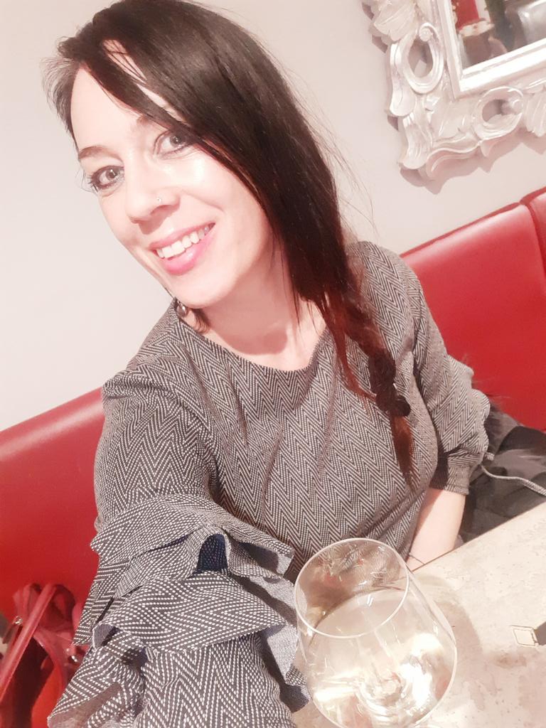 Adeline Lafouine official 🔞 on Twitter: "Soirée tranquille au