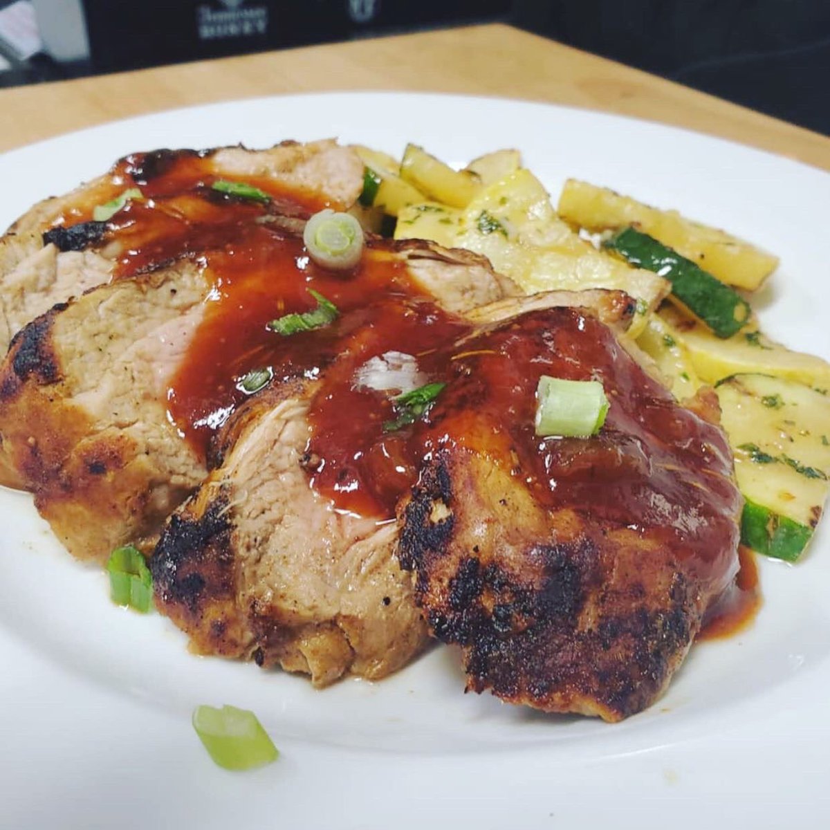 Join us to cheer on the <a href="/memphistigers/">Kenneth Chiu</a> football &amp; bball! Catch 1 of our <a href="/stjude/">St. Jude</a> marathon specials before they're gone- Pasta Bolognese &amp; Grilled Pork Tenderloin with Rosemary &amp; Fig Barbecue. Yum!