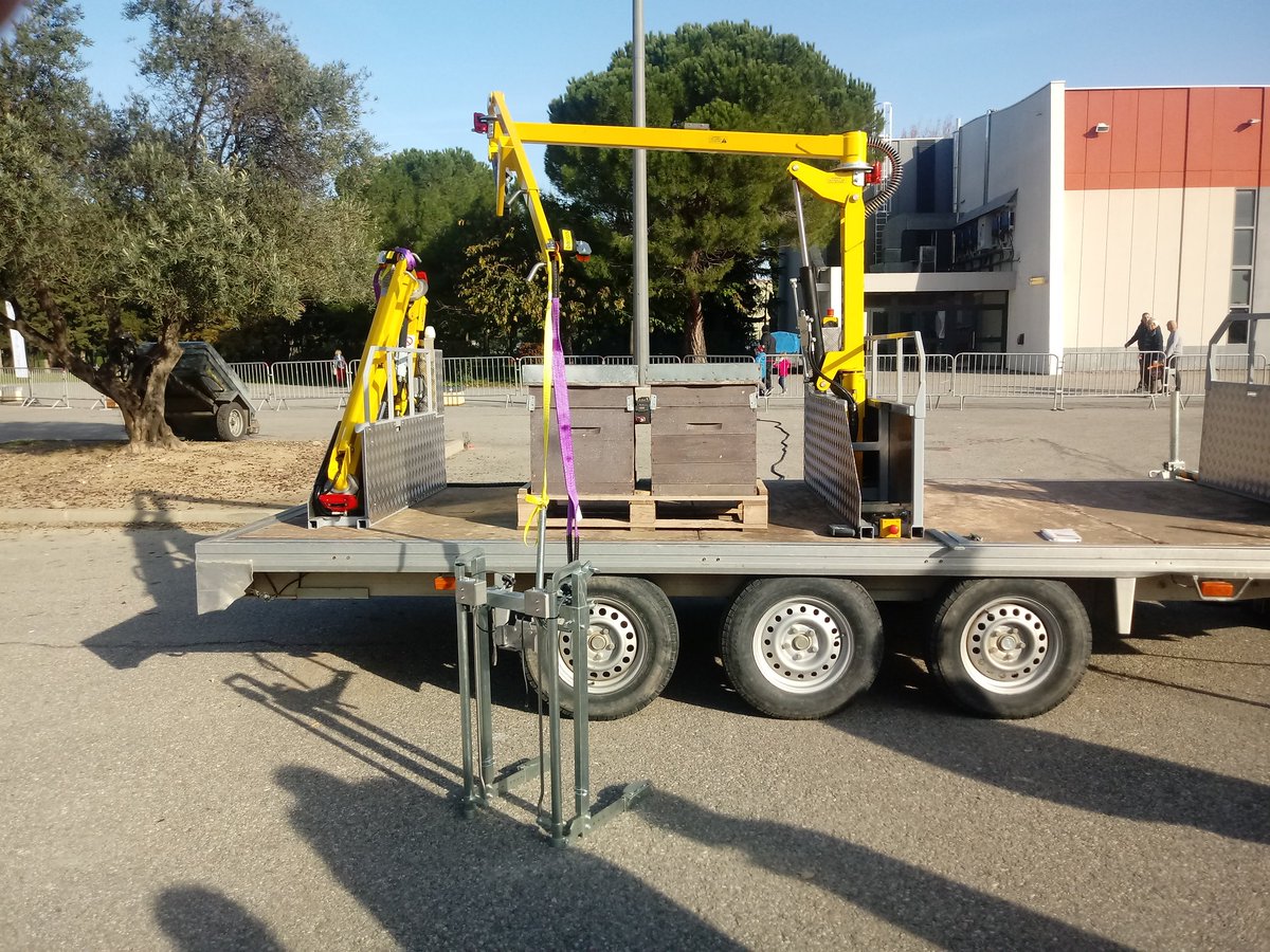 Abelles3's tweet image. #SIMAPI Tout pour l&apos;apiculture!! @AbeilleDeFrance @CARIasbl @ITSAPinstitut @INRAbeilles