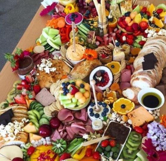 Grazing Tables are trending this holiday seaon. Check out this link for some ideas that will take your party to another level. ow.ly/ljb650xshWm #cgwinery #grazingtables #wineandfood