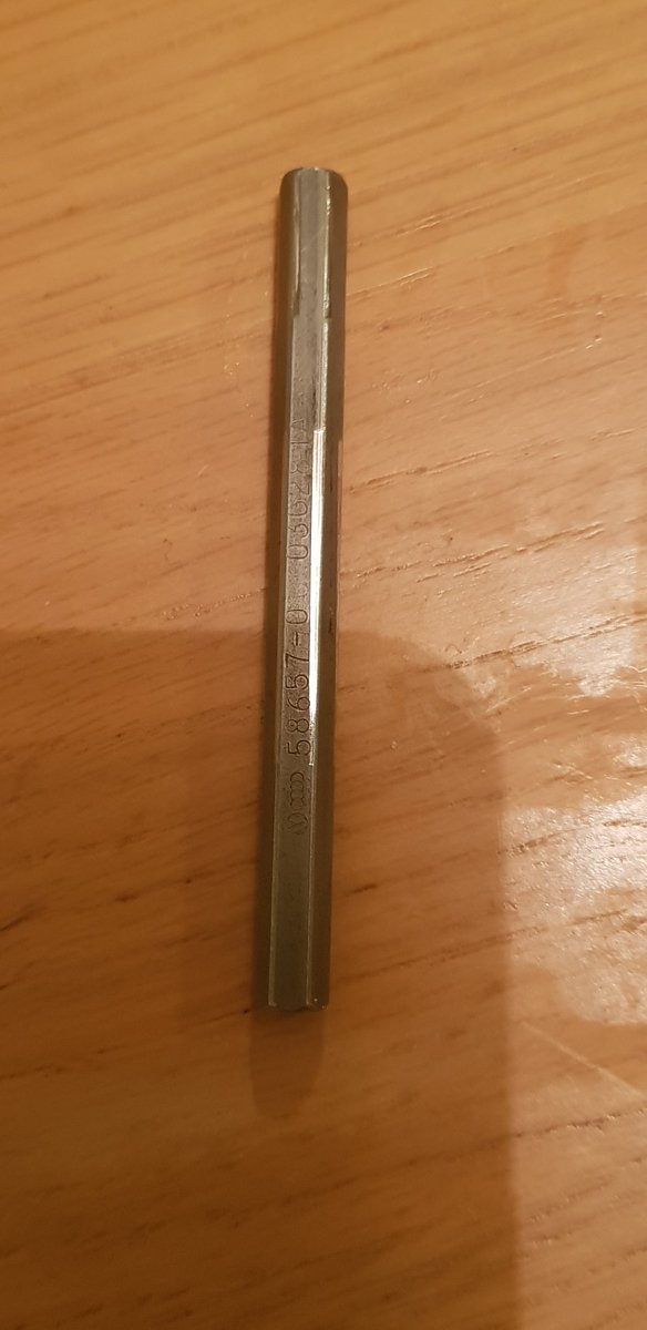 PwP_Images's tweet photo. Say hello to the £8 part that nearly destroyed my Audi. Gear drive for oil pump. Cost me a a new Turbo and shed load of labour costs. Audi made it from soft alloy which is hollow !! Assholes. #audi #audia4 #ridiculous #commonfault #nothappy https://t.co/pjvWlmmZUt
