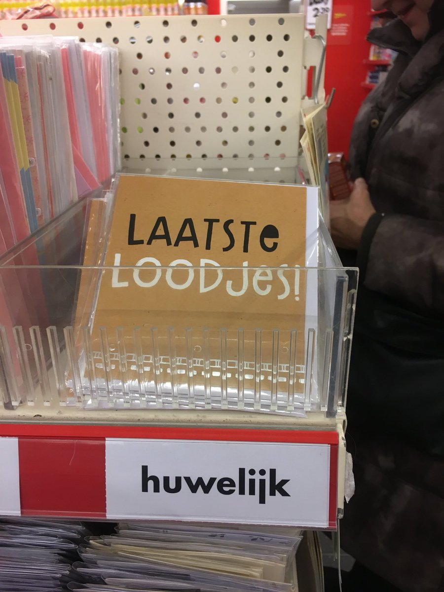 assive's tweet photo. Het huwelijk, de Wibra in Leiden is blij dat het bijna voorbij is https://t.co/Zig4UO5XLh