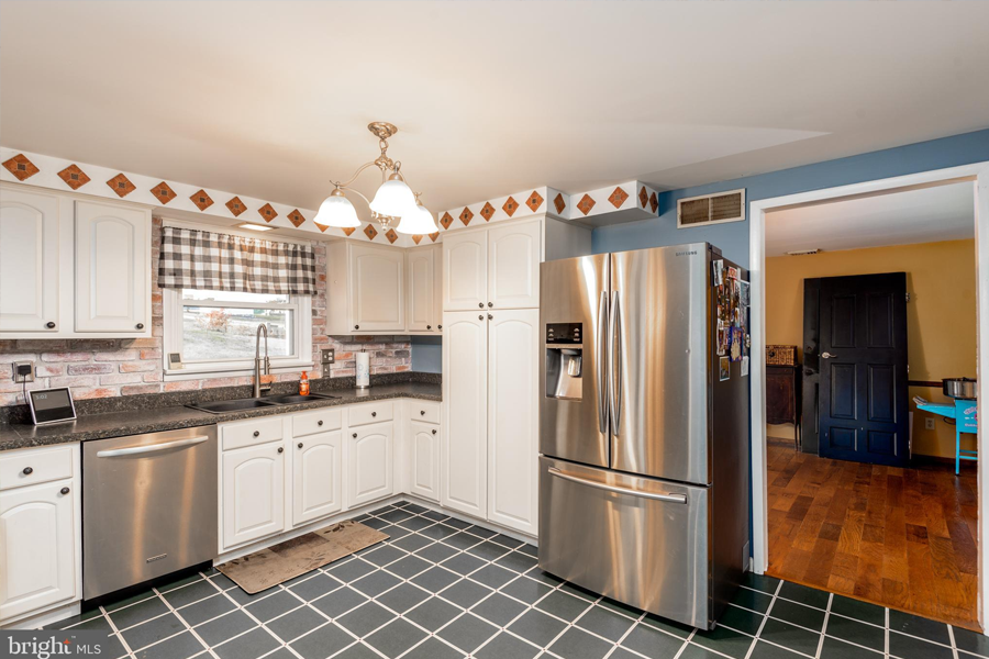 Hommati on Twitter "473 LUMBER STREET, MIDDLETOWN, PA 17057 https//t