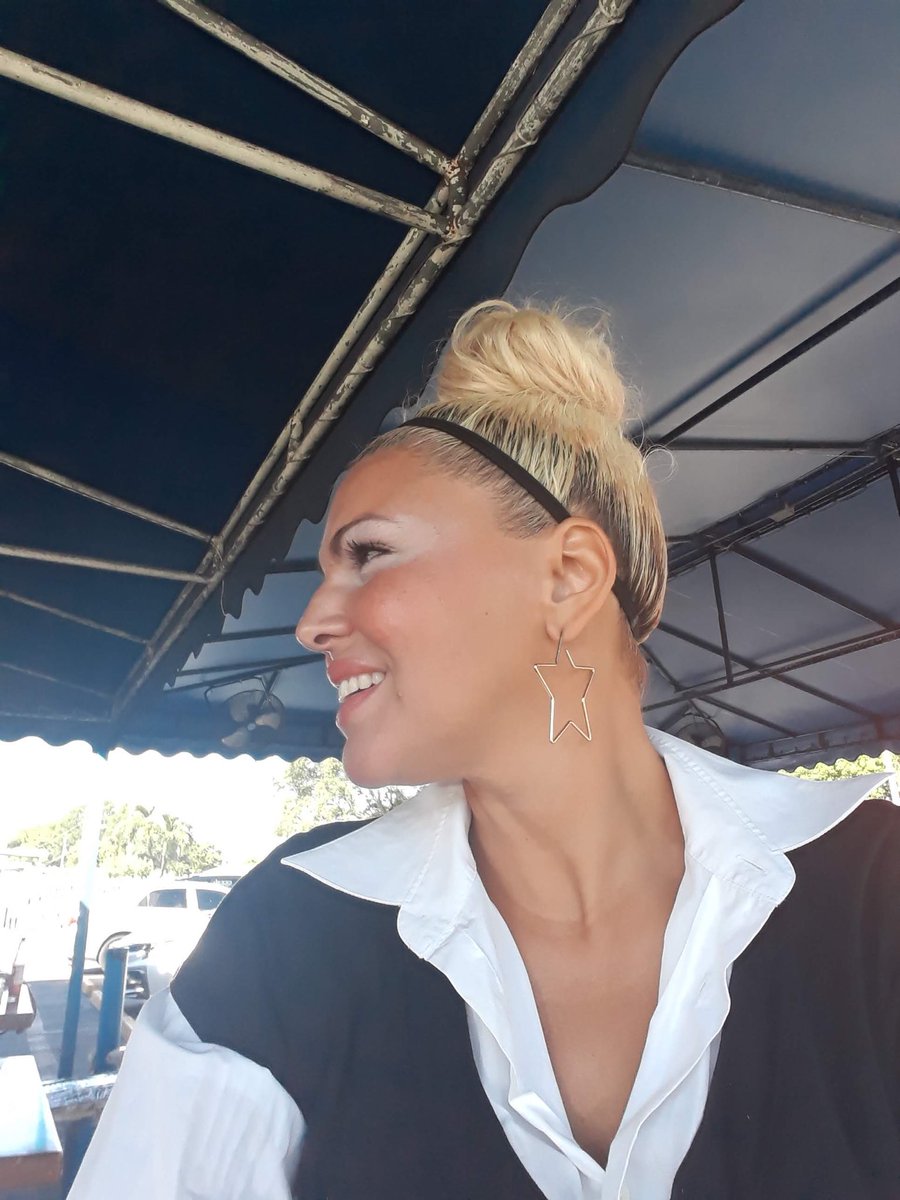Alexa Castillo tweet media