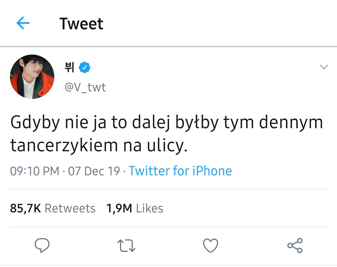 illuminaetruth's tweet photo. #vkookau #taekookau
Tae i Jungkook byli kochającą się parą od wielu lat. Tak jak ich ślub nikogo nie zadziwił, tak wieść o ich rozwodzie zaskoczyła cały świat. 
Dopiero drama, w której maja wspólnie zagrać doprowadza do spotkania
Teraz nadszedł czas na opowiedzenie całej historii https://t.co/RCgeS2rwkX