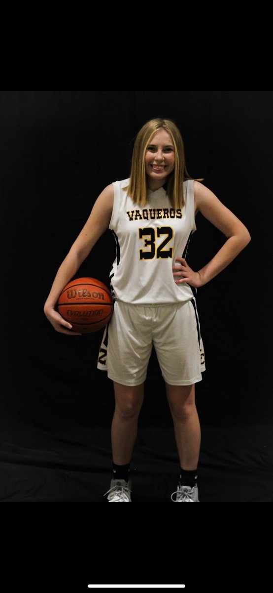 Coachbickford30's tweet photo. Game day 7:00 PM vs Torrey Pines @ El Capitan. #GoTiff #classof22 π https://t.co/Wb6Sgtf3nb