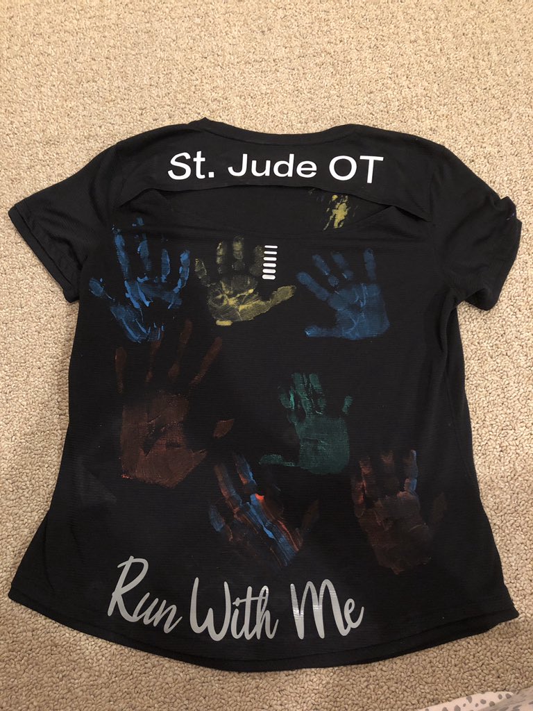 This week in our @StJudeResearch PICU and around the hospital, patients helped @Rehab_Momma , Lucy and I get ready for my half marathon and their FULL marathon. On race day we carried our patients handprints with us as we ran. #motivation #StJudeHeroes #ICUrehab