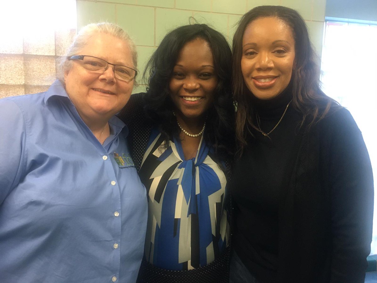AMBichotte's tweet photo. Great Housing Forum Today with @FDConline @NHSBrooklyn @CMFarahLouis @CitizenPierre held at #PS315 #PS152 on #housingforall #TenantTips #HomeImprovement #homeowners housing is a right! https://t.co/4r95QxqSDJ