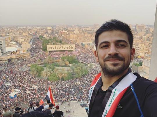 mrt_lo's tweet photo. گصِي جناحچ يا بغداد أحمد طار الليلة💔 
#احمد_مهنه_ايقونة_التحرير https://t.co/xlY5mxxJbX