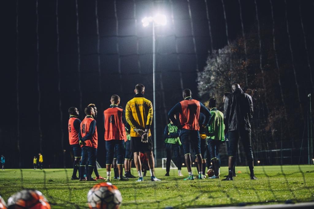 coupedefranceCA's tweet photo. Entraînement au CNF Clairefontaine à la veille du Match de Rêve @intermarche de l’ES Nanterre ! https://t.co/0x0jTmSusk