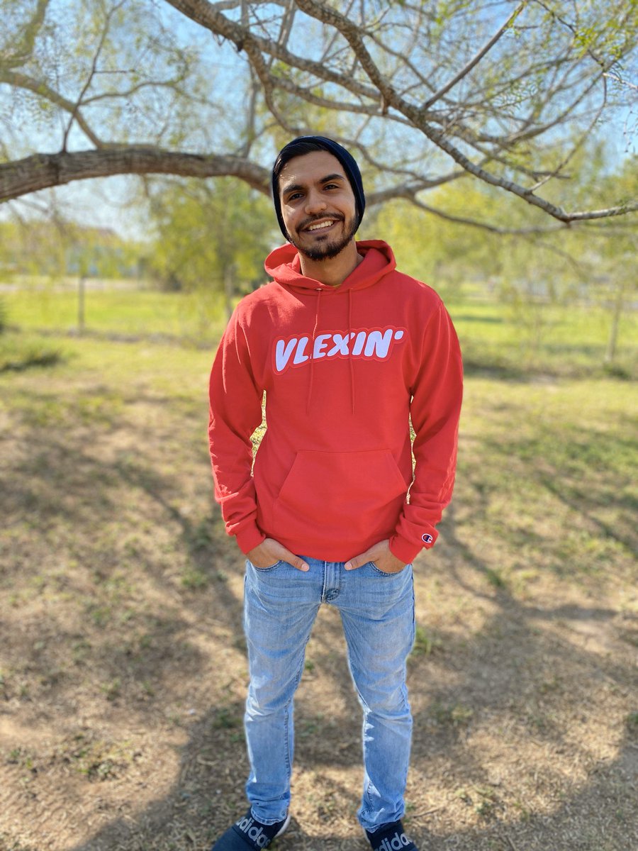 alanis_jay's tweet photo. @VLEXXXGALINDO LOVING THE MERCH! My wife and I love watching you and Les! Big shoutout to my wife for surprising me with the dope merch! ❤️ https://t.co/OItWVY213U