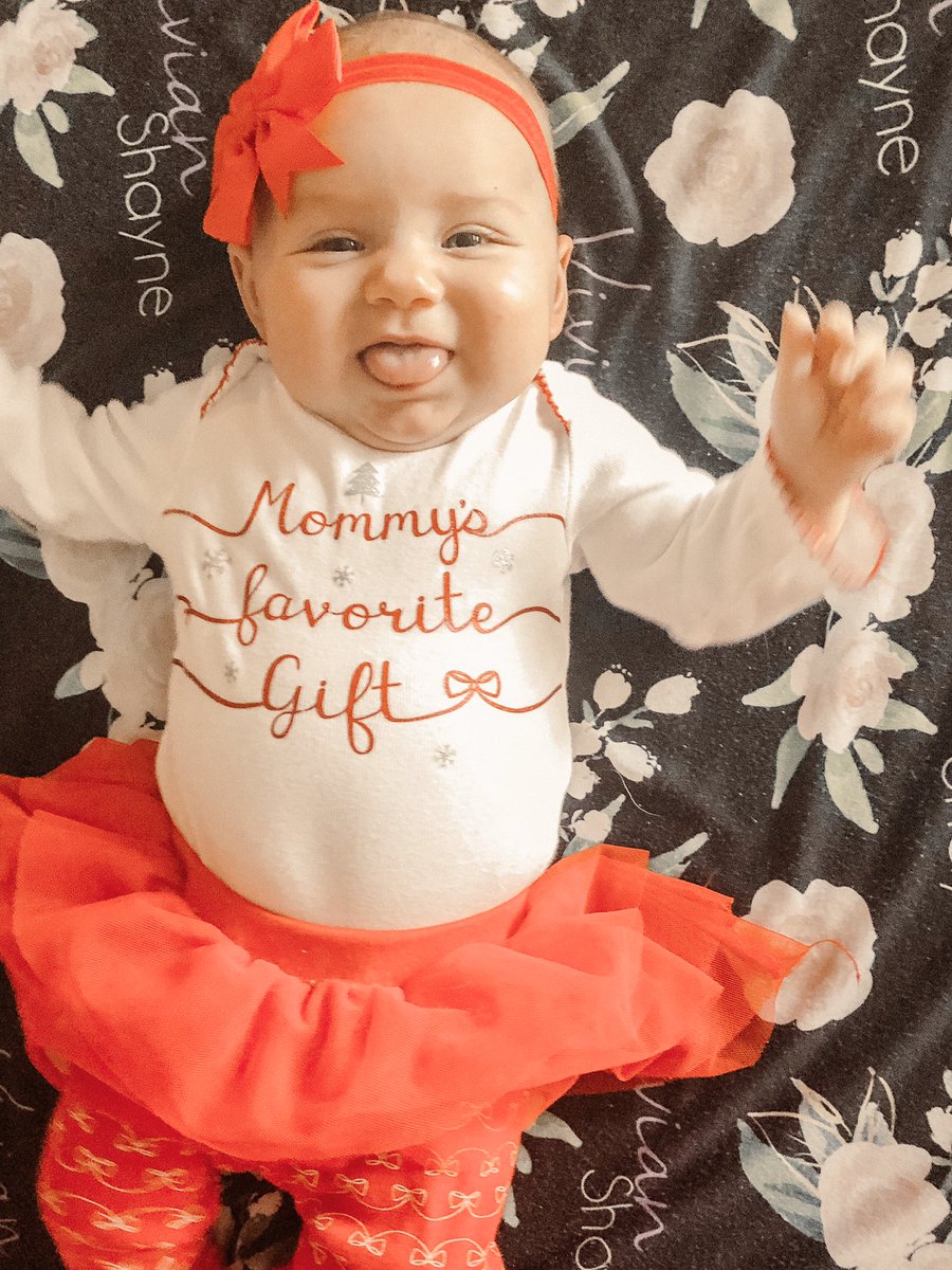 LifeAlphas's tweet photo. I’m not perfect but these babies make me strive to be. #motherhoodirl #motherhoodunplugged #motherof2 #FirstTweet #blogger #Christmastime #momlife #LazySaturday #lovinglife #momblog #smileforeverychild #parentingtips #follow https://t.co/7CqAFjYrLU