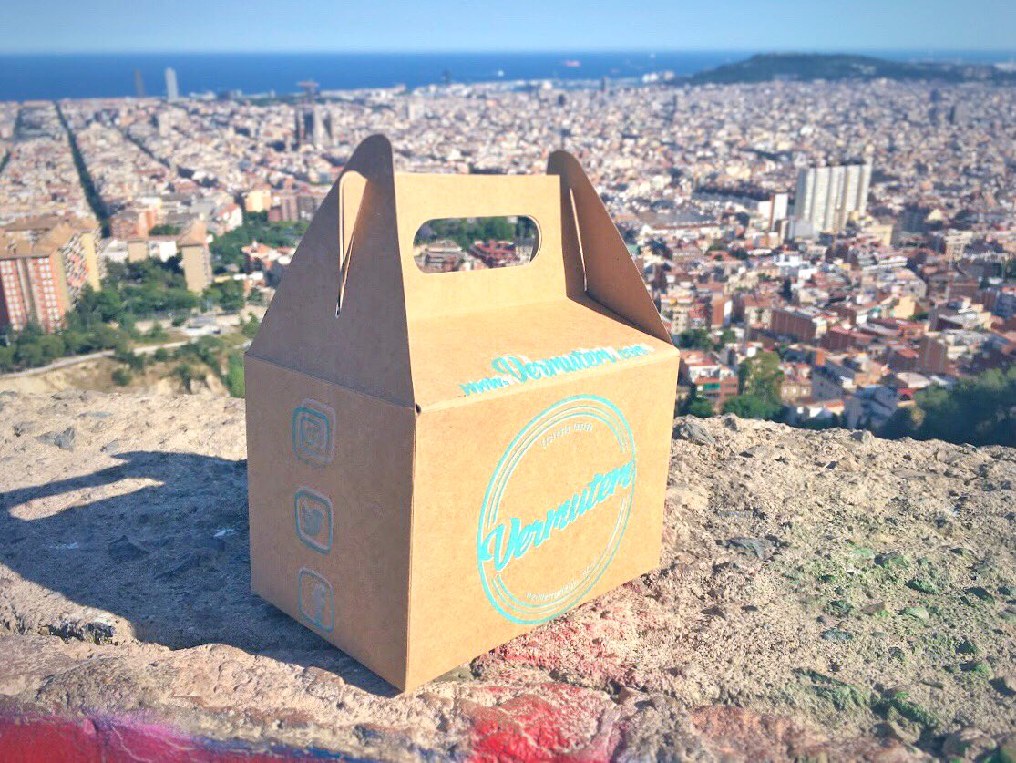 Gaudint del 🌞 en un lloc carismàtic 🗺de Barcelona.
📍Búnquers  del Carmel.
🍁🌇🥃🥃👫👭👬

vermutem.com
#bunkersdelcarmel #bunquersdelcarmel #elcarmel
#barcelona_turisme #barcelona_cat #barcelonafoodies #cityofbarcelona #vermutbarcelona
#freedivery 
#bcnlovers