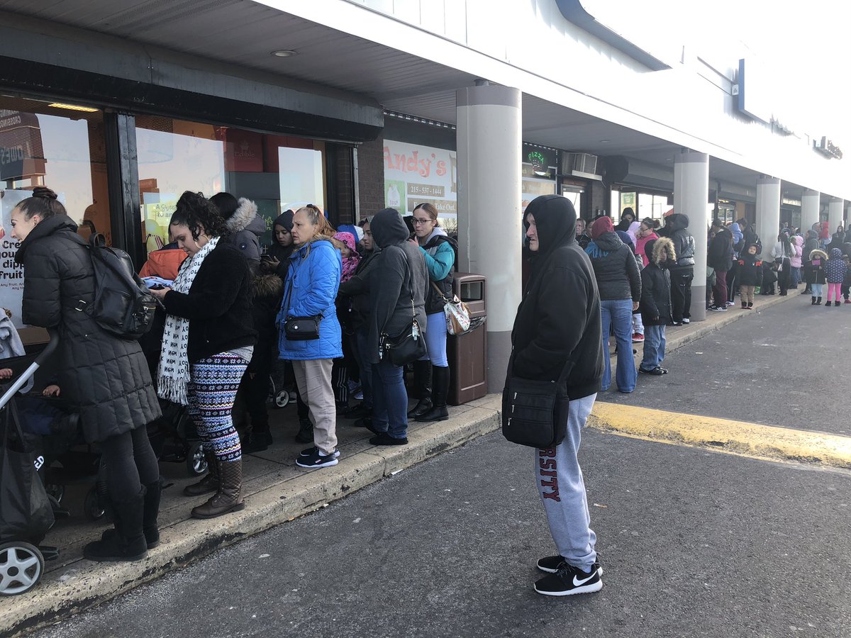 Atvanced's tweet image. They just keep coming. Great work everyone on organizing and promoting event!!! @vtruongcao @Phillmychini @spgjamieb @spg_sandy @JayMiglionico @Dk1team1dream @jjonesvip #vipwireless #atvanced