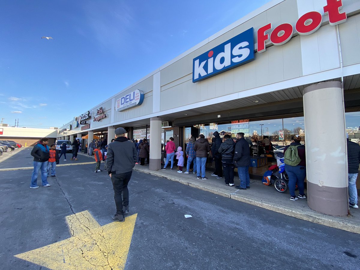 Atvanced's tweet image. They just keep coming. Great work everyone on organizing and promoting event!!! @vtruongcao @Phillmychini @spgjamieb @spg_sandy @JayMiglionico @Dk1team1dream @jjonesvip #vipwireless #atvanced