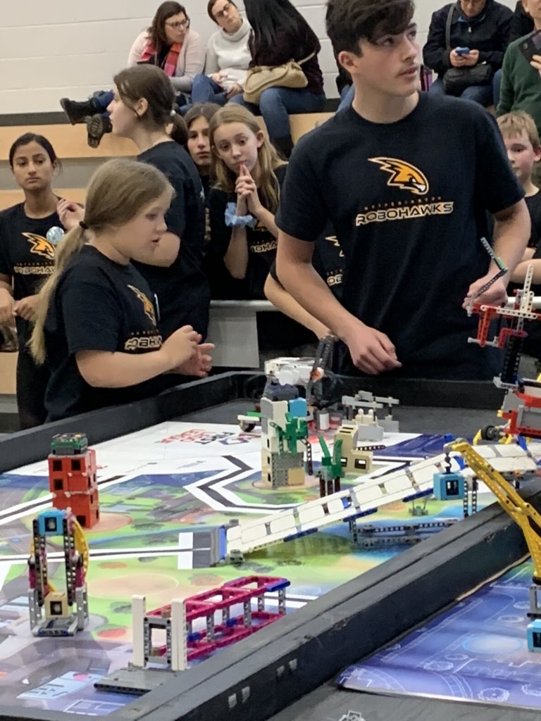 ToussaintGreene's tweet photo. What an amazing day at the First Lego League! We are so proud of our Robohawks for scoring 250 points in the competition @Mrs_hamzology  @gecdsbpro @HetheringtonPS @ChuckStoffle https://t.co/2KF7qLxfIs