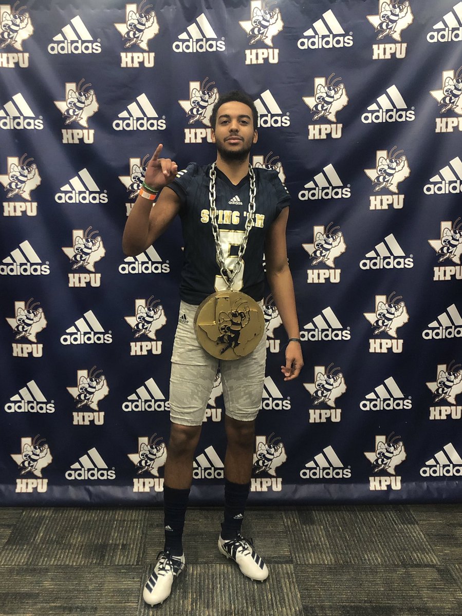 TheCameronDacus's tweet photo. Extremely blessed and honored to be Re-Offered by Howard Payne University https://t.co/fn6Y58SRc6