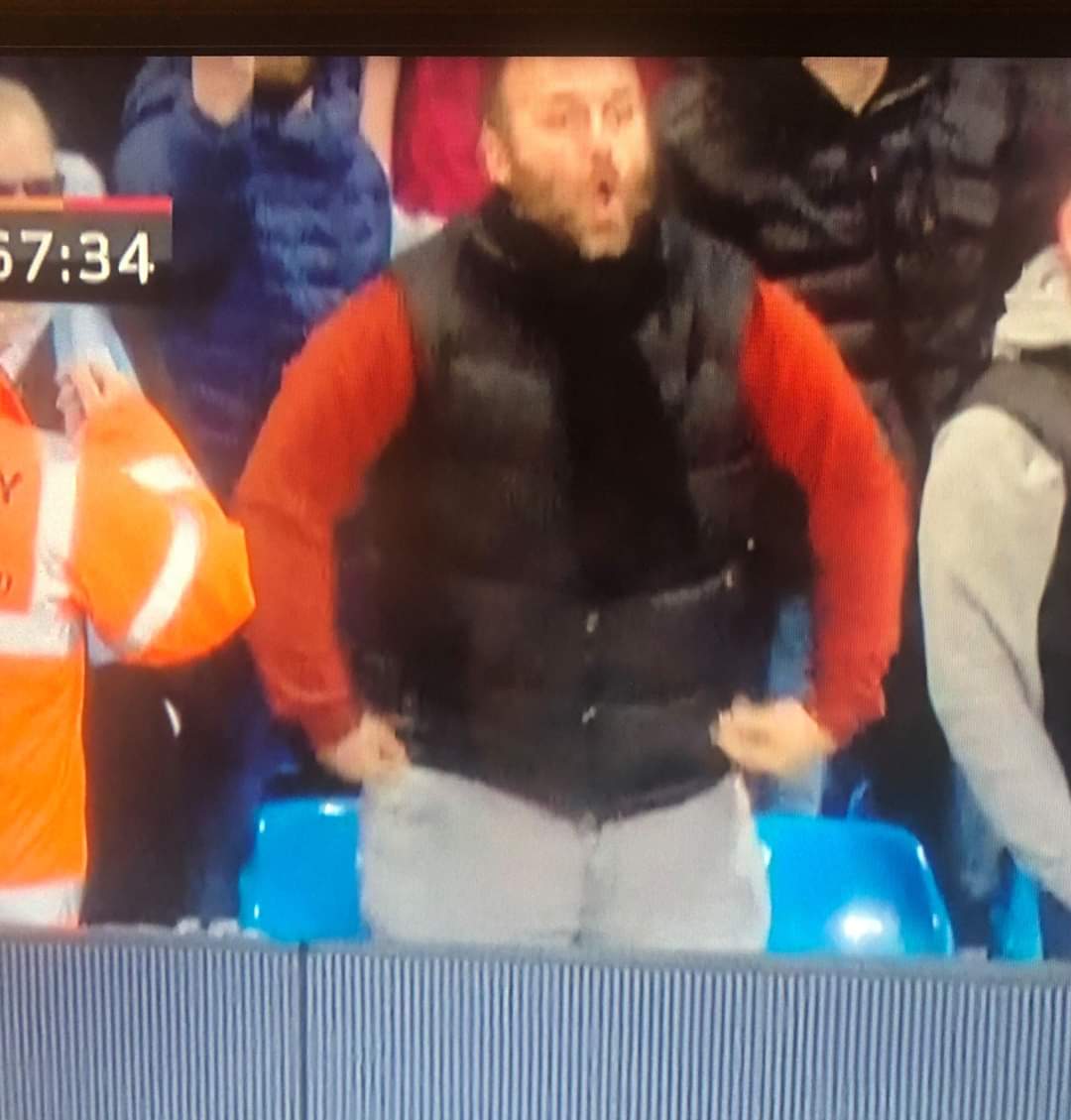 BFC8420's tweet image. Absolute cock womble! After his own player has been subject to this racist vileness recently! #lifeban needed #kickitout