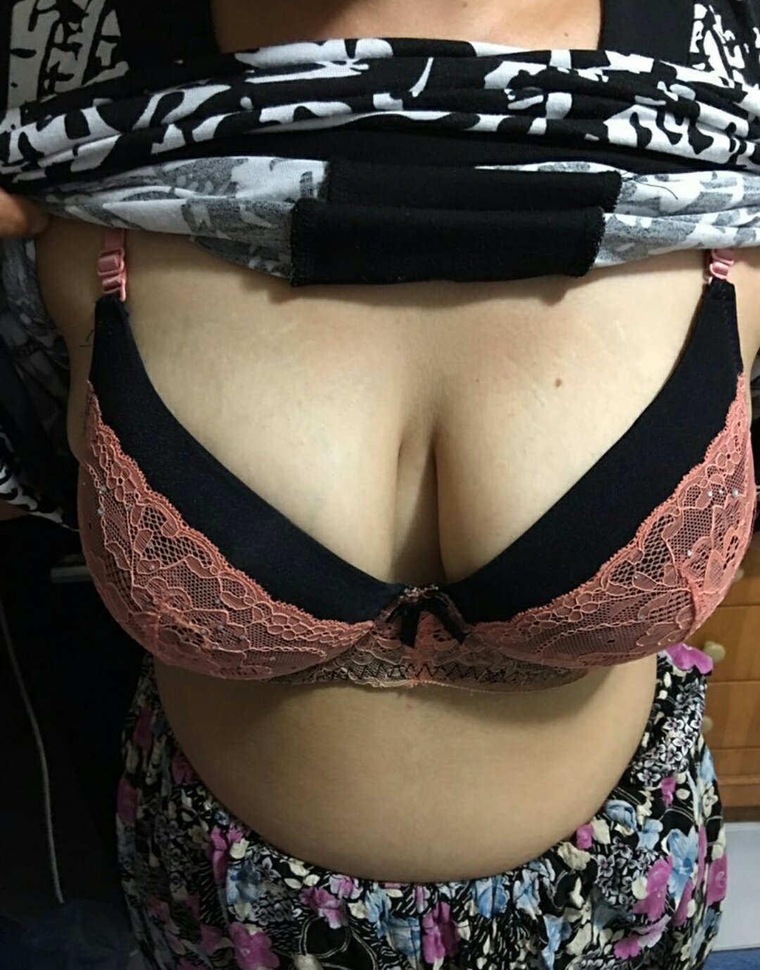 Onur-Gizem on X: Türbanlı karım nasıl sizce? Evli gizli ve ensestler anlık  teyit verebilecek olanlar dm atsın lütfen evligizli evlicift evliçift  ensest anneensest ablaensest porno t.cowKCDRJ9GY6  X