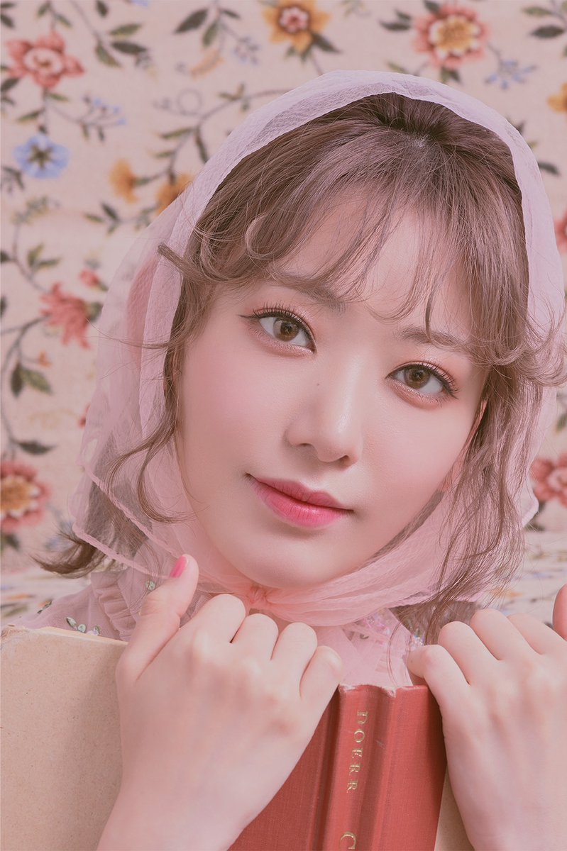 sakumikukuruosi's tweet photo. おはさくです🌸

12月8日(日)
今日もさくちゃん達の笑顔の明日の為に😌
想いは届く‼️絶対に大丈夫‼️
心を1つに頑張りましょう👊✨
#宮脇咲良
#私達は咲良と一緒に前に進む
#咲良は笑顔の源希望の光
#いつだってそばにいる
#AlwaysWithIZONE
#TomorrowWithIZONE
#ItsOkayIZONE
#BelieveInIZONE https://t.co/pvBj2nYlbm