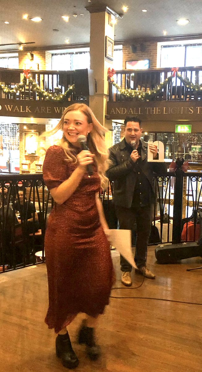chris_hawkins's tweet image. Very funny girl #bigquiz #cohosts #nordoffrobbins @jolliehaybowes @NordoffRobbins1 @HardRockCafeMCR