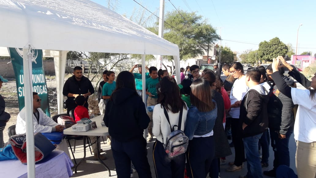 Cecosama_SP's tweet photo. ��Juntos por la Paz”

#JuntosPorLaPaz #EscuchemosPrimero #FrenteALasAdicciones 

@CONADICmx
@SSalud_mx
@ceca_coahuila 
@capasaltillo
@CAPA_Monclova
@CapaAcuna
@CapaNegras
@CapaTorreon
@RositaCapa
@MatamorosCapa https://t.co/lDXIP1BYd9