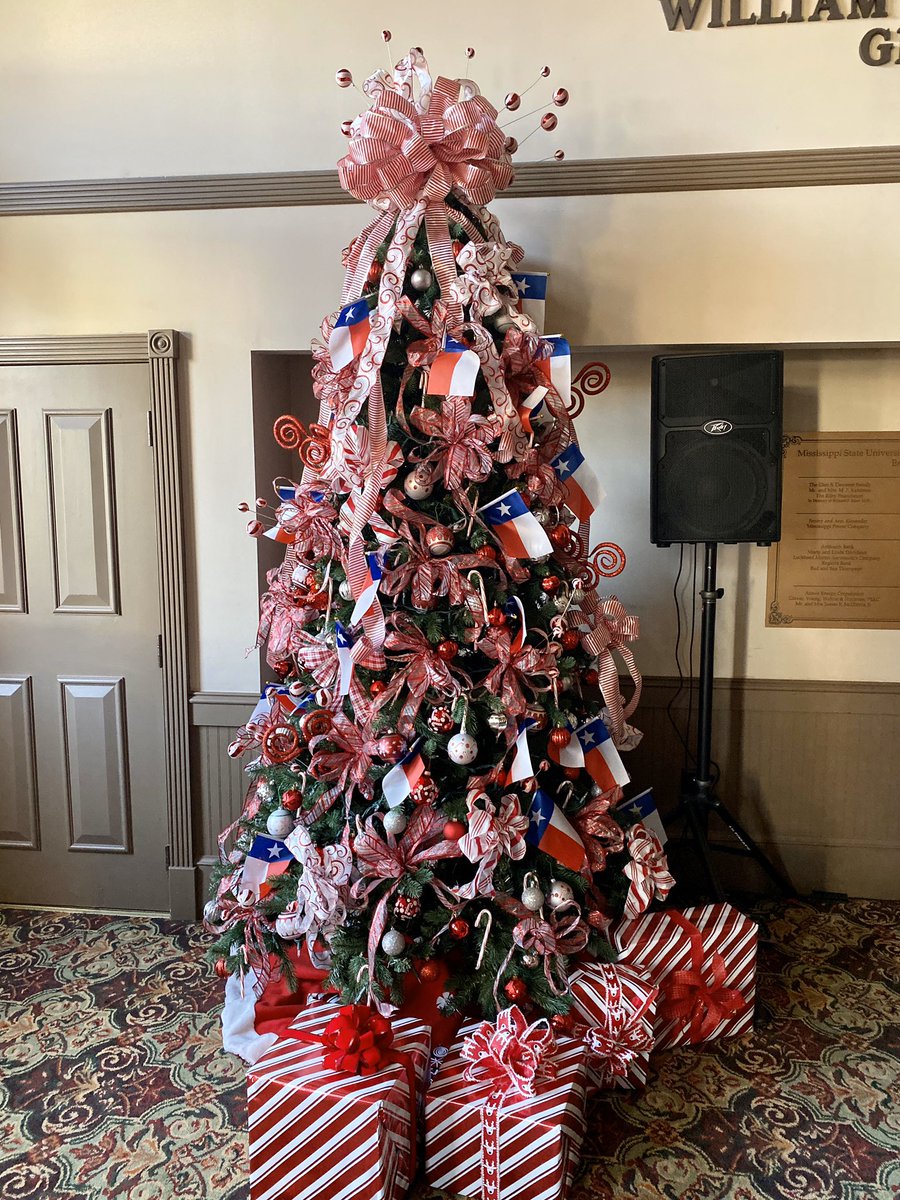 thetexastenors's tweet photo. Christmas has come to Meridian, MS!!! Excited for the concert tonight with the MERIDIAN SYMPHONY ORCHESTRA and CHORUS!! #ttt10 #tttontour #Christmas @MSURileyCenter #agtchampions #agt #tttxmas https://t.co/6zUsCWnbbP