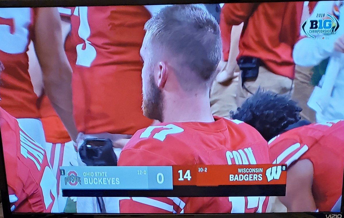 TembyClaudia's tweet image. AWESOME START!!! 🤘😎🤘 🏈🏈  #onwisconsin🏈 #2touchdowns #wisconsinfootball @BadgerFootball @JJWatt @DangeRussWilson #Winners