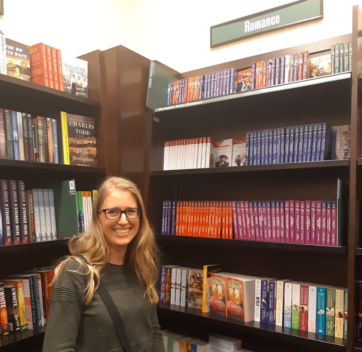 KellieMParker's tweet photo. I went to Barnes & Noble today to look for my book, but their only copy had sold. Exciting, but I was kinda hoping to see it on a shelf. Ah, the conflicted emotions of a writer!
#amwriting #amreading #FatalFlashback #RomanticSuspense #NewRelease https://t.co/TN8Il427CT