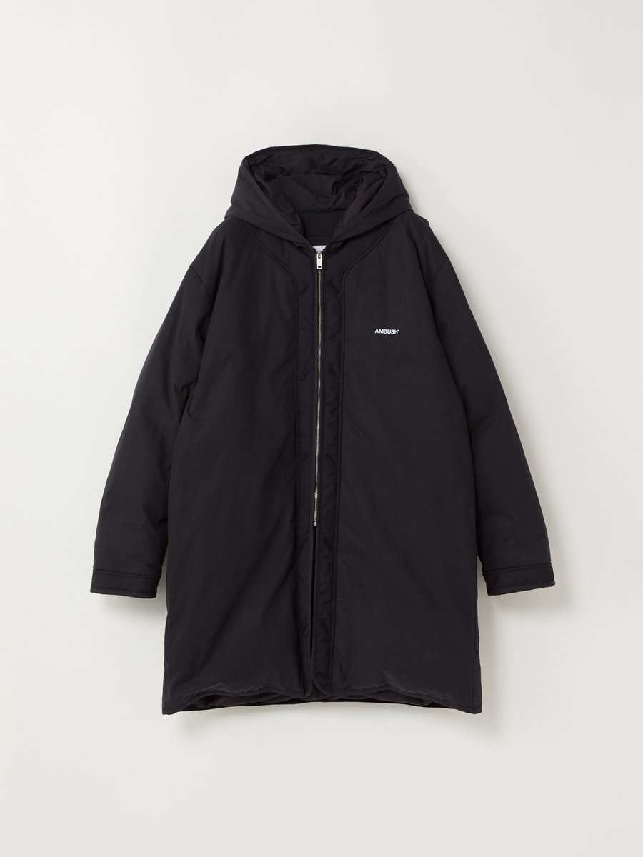 ambushdesign's tweet photo. 冬にぴったりなDOWN LINERは暖かいダウンの中綿とフードが付いているロングコートとなります。AMBUSH® WORKSHOPまたはWEBSHOPにてBLACKとOLIVEの2色からお選びいただけます。
https://t.co/HrkLV5sqLg #AMBUSH #AW2019 #DOWNLINER #JACKET https://t.co/SZc4Vhd3fU