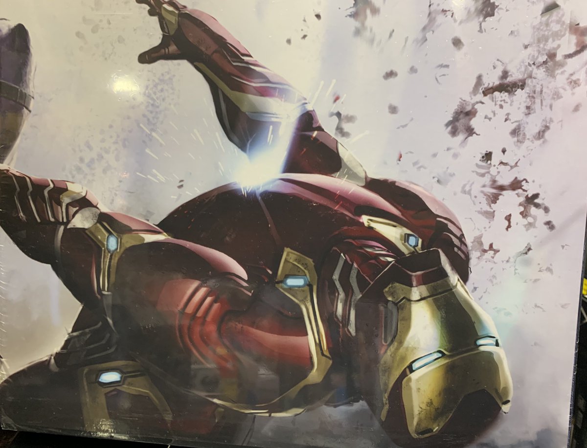 トイ コミックのガリンペイロinakihabara No Twitter アベンジャーズ エンドゲーム コンセプトアート集入荷しました 企画の段階でボツになったアレやコレやも大公開 マーベルスタジオのビジュアル開発部門のトップ ライアン メイヤーディング氏の超絶美麗な