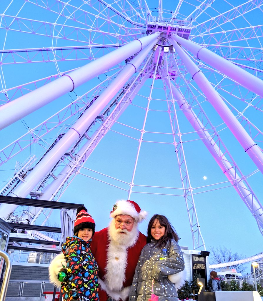 YashYanthi's tweet photo. #Sunset at @vieuxportmtl . Did you know that @Montreal is home to the largest Ferris wheel in Canada? ♥️#MTLmoments
#QuebecOriginal
#giftedexperience #MurphysDoMontreal
#MurphysDoQuebec https://t.co/wMSEOwOmLW