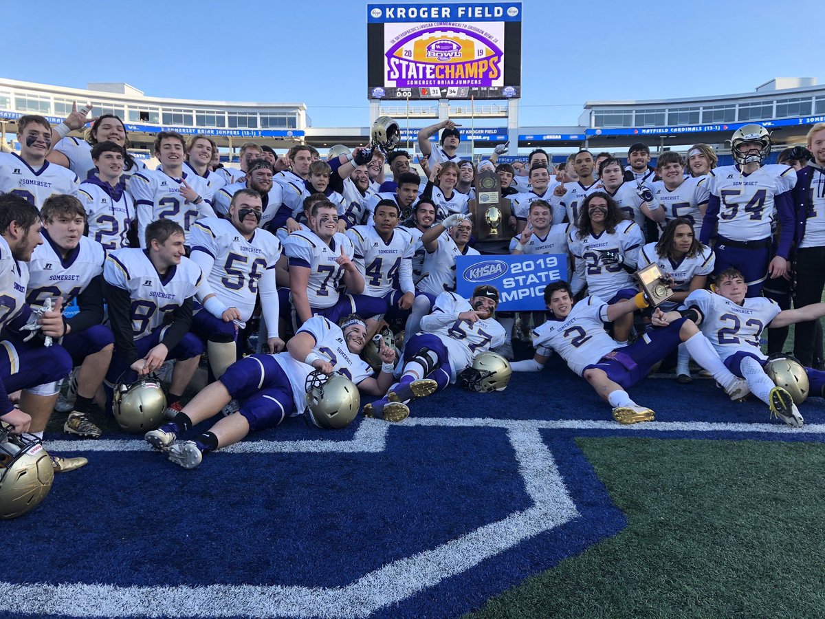 What a way to go out!   2019 State Champs 💜💛🏈🏈!!  #AllGlorytoHim!!  #LovePurpLiveGold #BJNForever #1&54mybjn