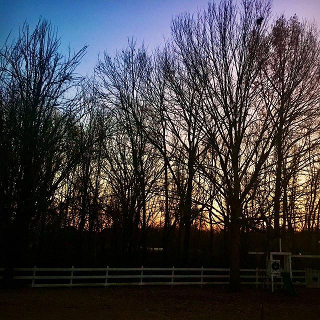 Autumn sunset. 🌅 ift.tt/36d0Gsj