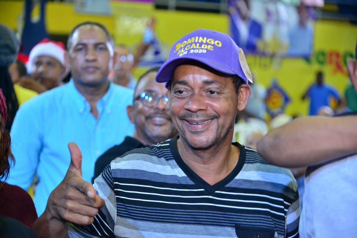 DomingoCG1's tweet photo. Esto es parte de lo que vivimos en la asamblea realizada en la circunscripción #3 del Distrito Nacional 💜🤜🤛 ellos también se unen a #UnaCiudadParaTi #NuevaGobernanzaDN.

#DomingoAlcalde #DistritoNacional #SantoDomingo #AlcaldíaDN #DomingoEnMiBarrio https://t.co/x5dsQYhUdZ