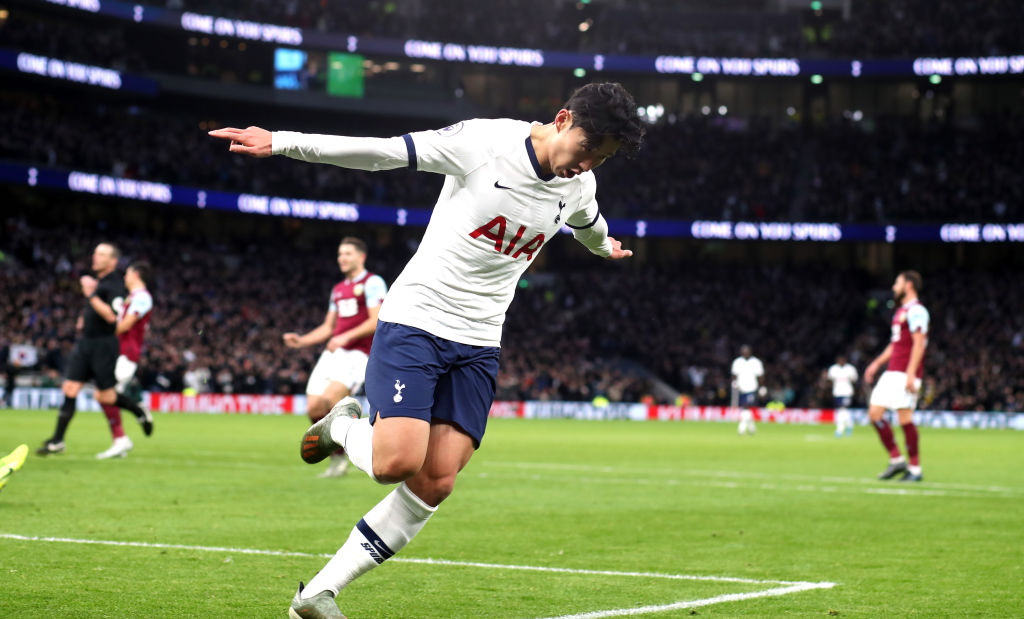 BBCMOTD's tweet photo. Is that the goal of the season from Son Heung-Min? 

#MOTD #bbcfootball #THFC https://t.co/TElWwjgypj