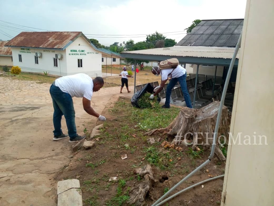 ceaccraghana's tweet photo. #IDS2019 UPDATE: Clean up exercise at the #HoCity Municipal #Hospital by #ChristEmbassy HO in honour of Our Dear Man of God @PastorChrisLive https://t.co/1A78T6sNXC via @KingsChatApp #LWDOS2019 #ServiceinProgress #IDS #CeAccraGhanaZone #Ghana #LWdayOfService2019 @PstChrisOnline https://t.co/18fZgkNj7w