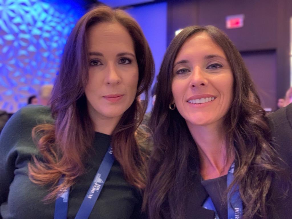 IsabelArzu's tweet photo. Un honor poder representar a Guatemala en eventos como este y un honor pertenecer a la la Red de Mujeres UPLA donde trabajamos para que cada día más mujeres ocupen epacios importantes en nuestros países porque estamos convencidas que más mujeres hacen mejor política
@MujeresUpla https://t.co/5Z6yG531Nz